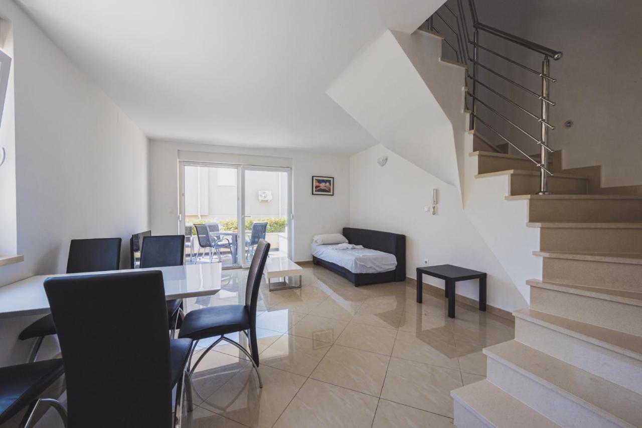 Apartments Lemon Novalja Zewnętrze zdjęcie