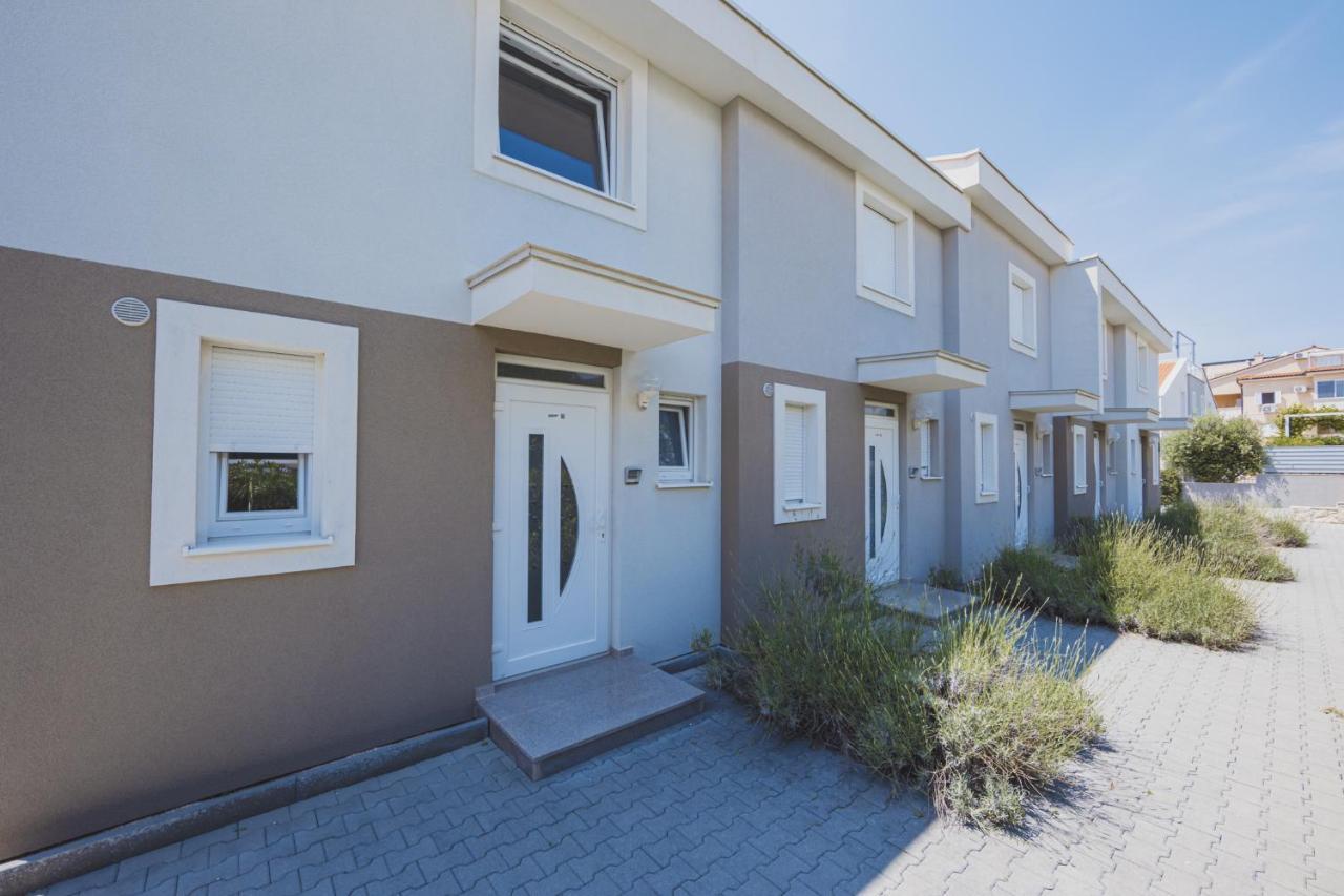 Apartments Lemon Novalja Zewnętrze zdjęcie